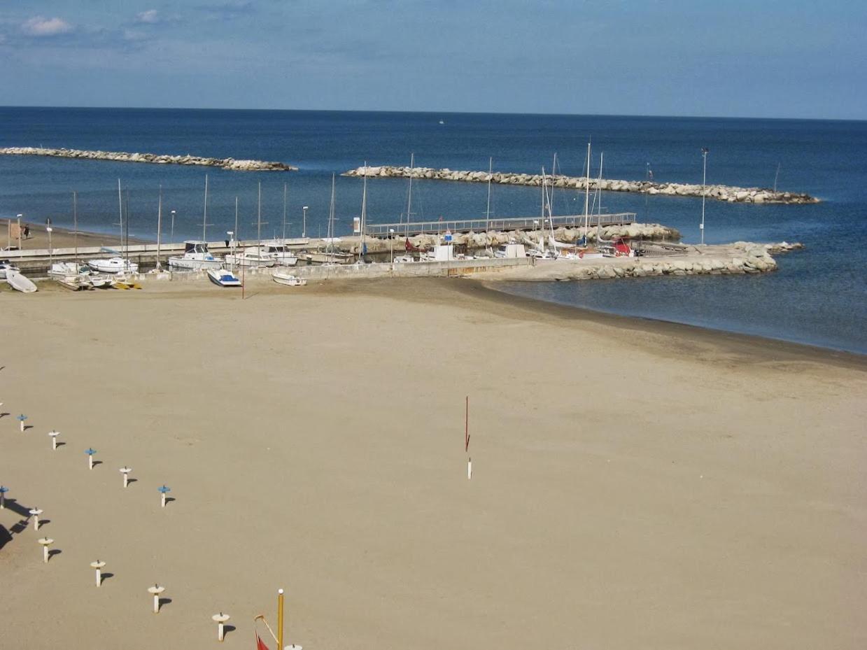 Hotel Acquamarina Viserba Rimini Buitenkant foto